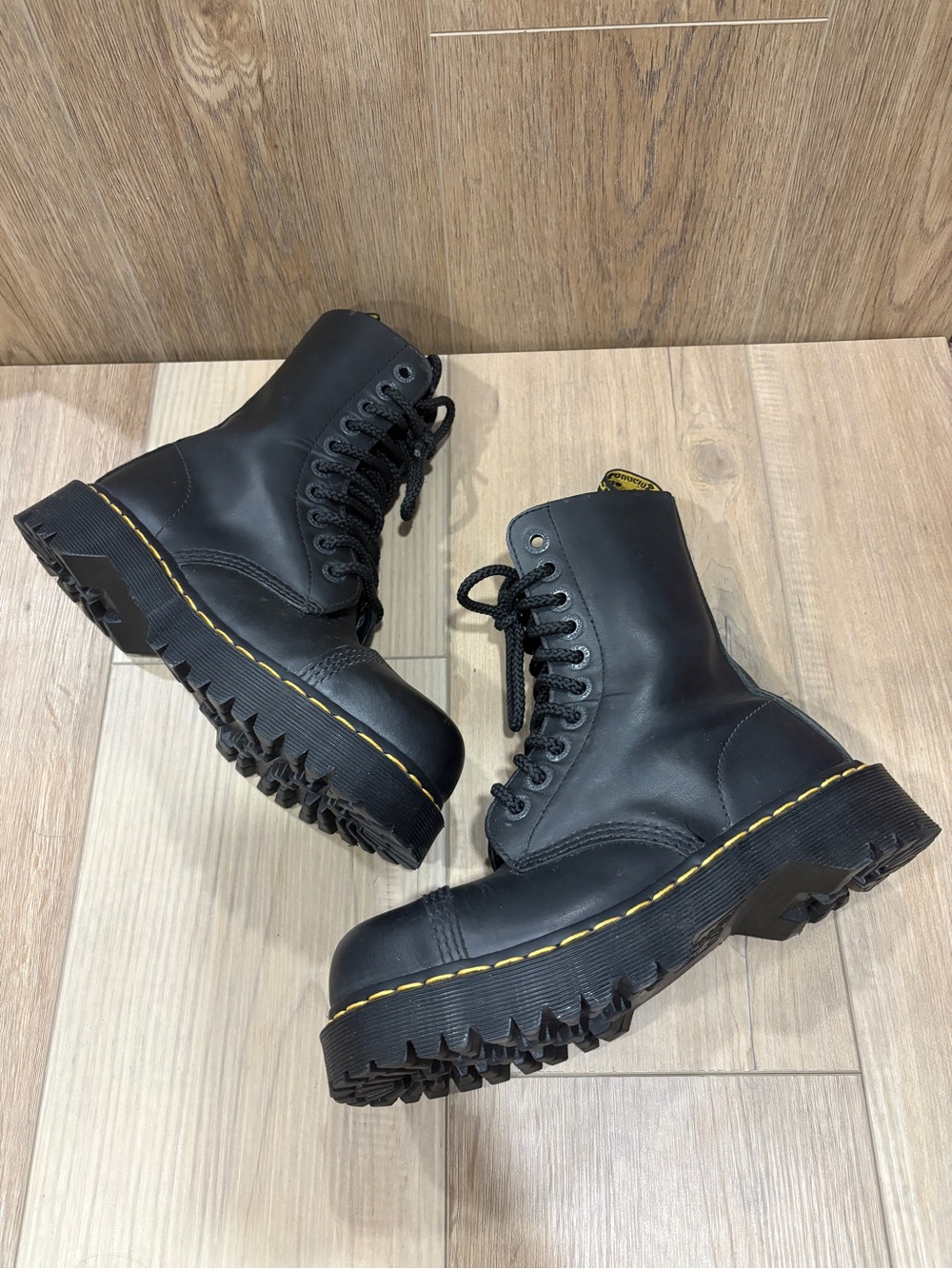 Dr. Martens 10966 Unisex 8761 BXB Black Steel Toe Cap Lace-Up M5 W6 Punk Grunge - Picture 8 of 9